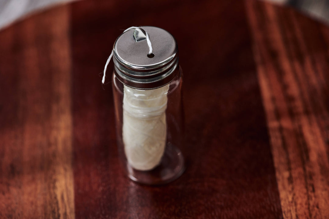 Charcoal Dental Floss – Glass Jar + 2 Refills