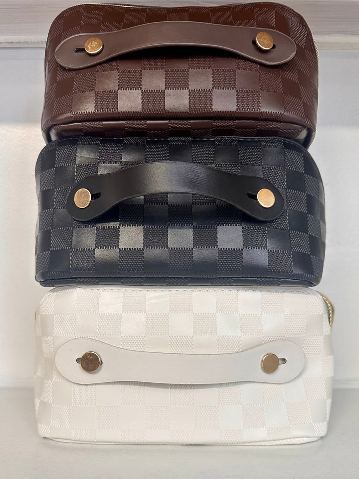 Fold Open Travel Bag | Checkered Brown