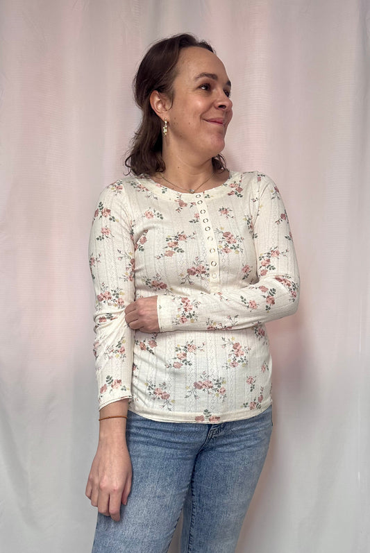 The Liz Floral Snap Down Long Sleeve Top | Dusty Rose | Sizes L