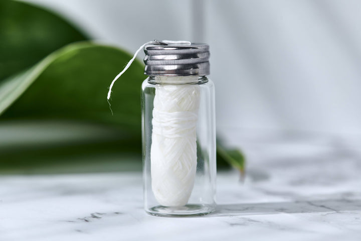 Charcoal Dental Floss – Glass Jar + 2 Refills